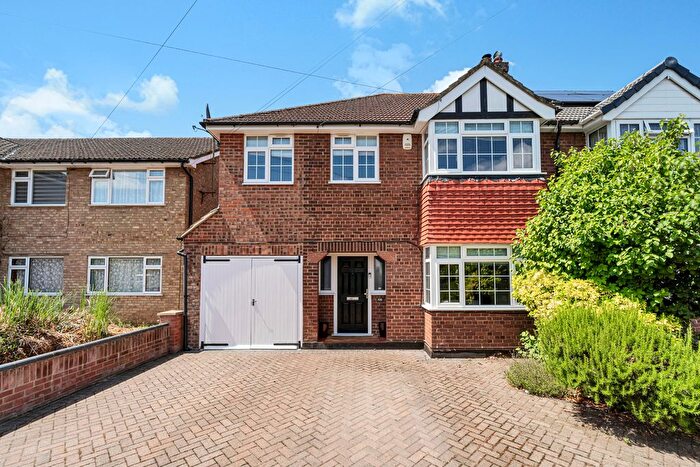 4 Bedroom Semi-Detached House For Sale In Avondale Avenue, Staines-Upon-Thames, TW18