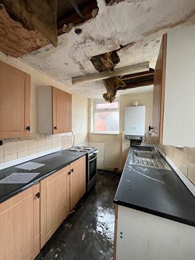 2 Bedroom End Of Terrace House For Sale In Chester Road, Blackpool, Lancashire, FY3