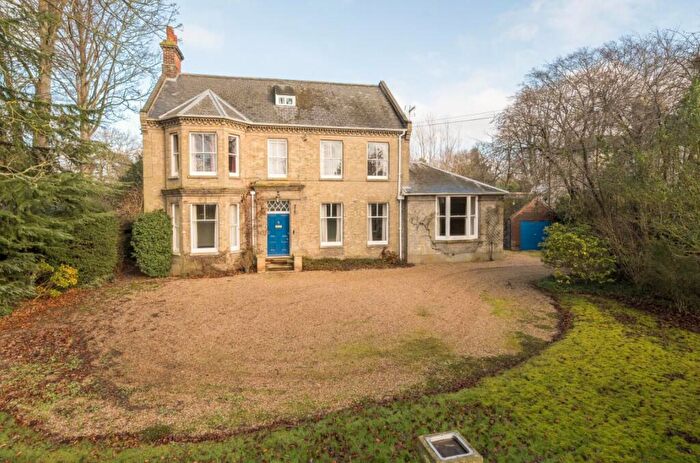 5 Bedroom Detached House For Sale In Lime Tree Road, Norwich, Norfolk, NR2