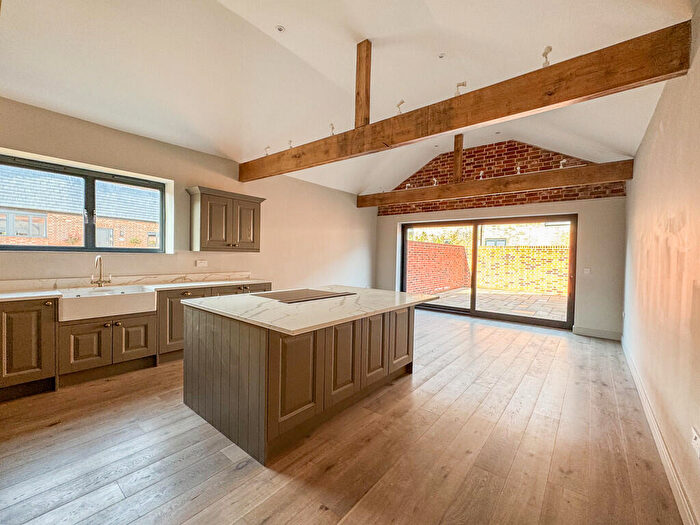 2 Bedroom Barn Conversion For Sale In Church Lane, Beaumont, CO16