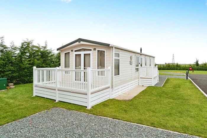 2 Bedroom Park Home For Sale In New River Bank, Littleport, Ely, Cambridgeshire, CB7