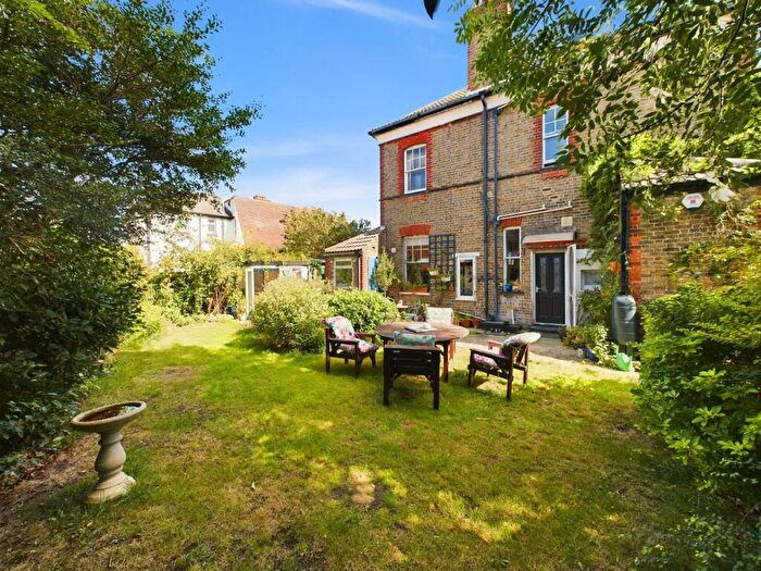 5 Bedroom Detached House For Sale In St Peters Park Road, Broadstairs, CT10