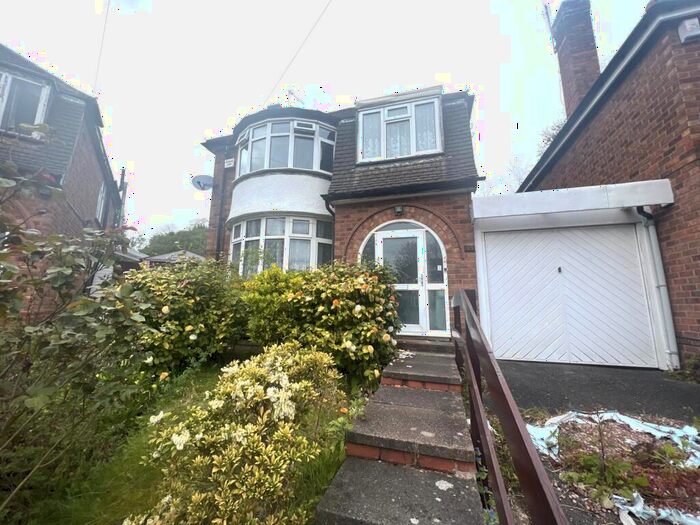 4 Bedroom Property To Rent In Pickwick Grove, Moseley, B13