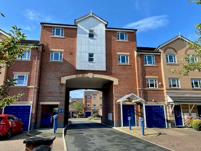 2 Bedroom Flat To Rent In Alexandra Road, Southport, Merseyside., PR9