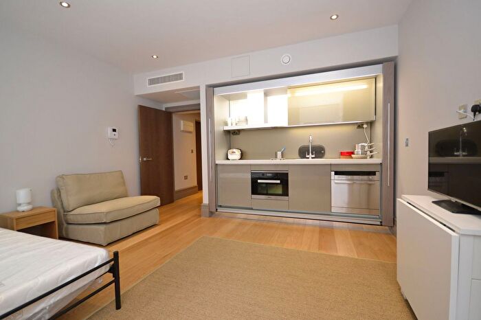 1 Bedroom Flat To Rent In Dorset Square, London, NW1