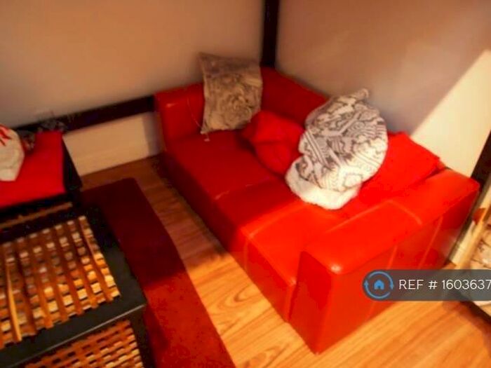 Studio To Rent In London, London, N19