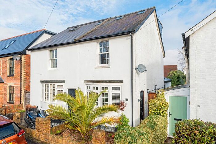 3 Bedroom Semi Detached House For Sale In Cross Street, Hampton Hill, TW12