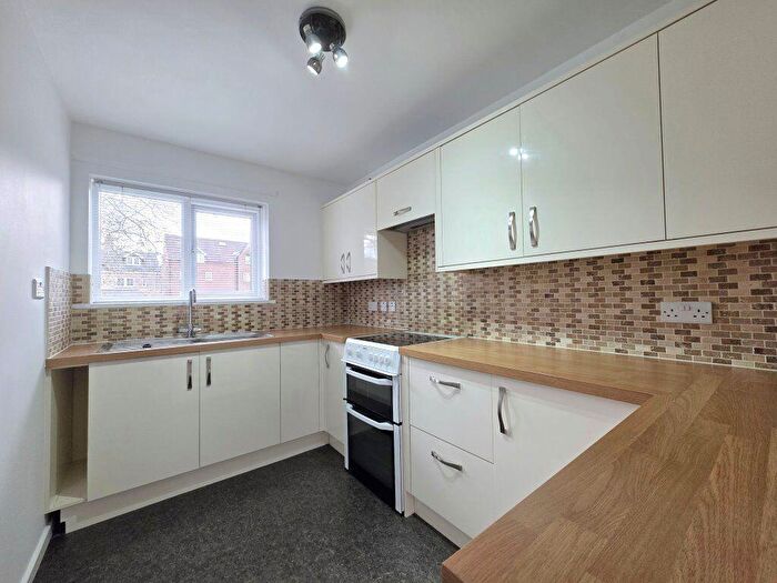 1 Bedroom Apartment To Rent In York Close, Bury St Edmunds, IP33