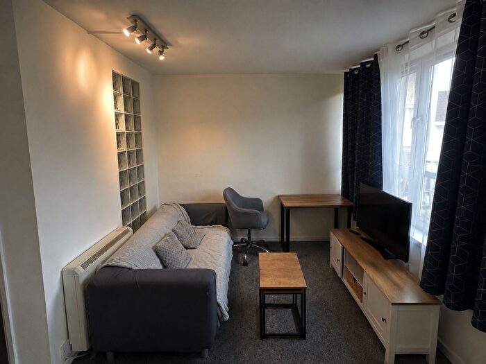 1 Bedroom Flat To Rent In Hunters Road, Spital Tongues, NE2