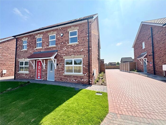 3 Bedroom Semi-Detached House To Rent In Millfields Way, Barrow-upon-humber, DN19