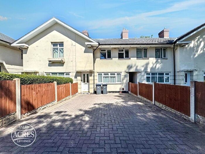 3 Bedroom Terraced House For Sale In Hurlingham Road, Kingstanding, Birmingham, B44