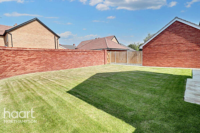 4 Bedroom Detached House For Sale In The Wimborne, Hunsbury Park, Northampton, NN5