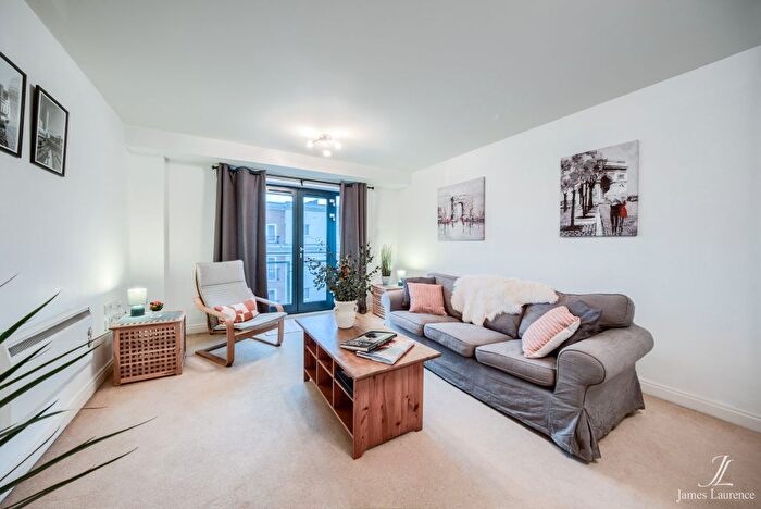 2 Bedroom Flat To Rent In Q Apartments, Newhall Hill, Jewellery Quarter, B1