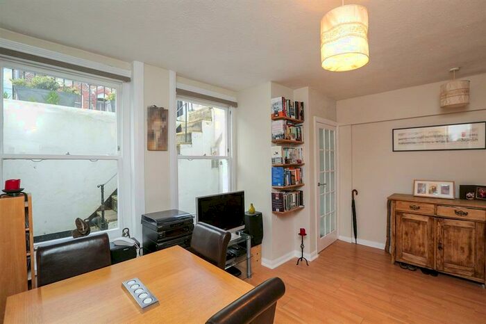 1 Bedroom Apartment To Rent In Rugby Place, Brighton, BN2