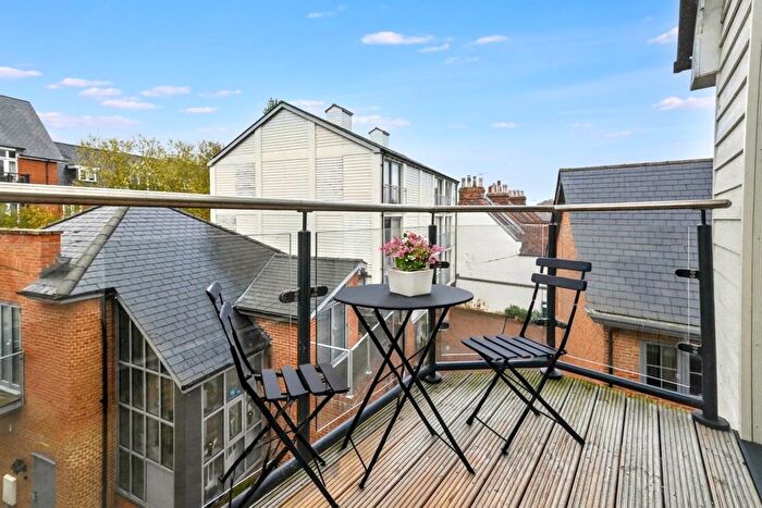 4 Bedroom Flat For Sale In Jasmine House, Stour Street, CT1