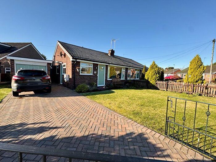 2 Bedroom Bungalow For Sale In Sandiford Road, Holmes Chapel, CW4
