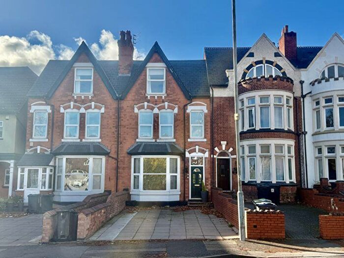 5 Bedroom Terraced House For Sale In Holly Lane, Birmingham, B24