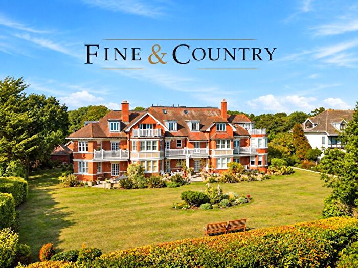 4 Bedroom Apartment For Sale In Milner Road, Bournemouth, BH4
