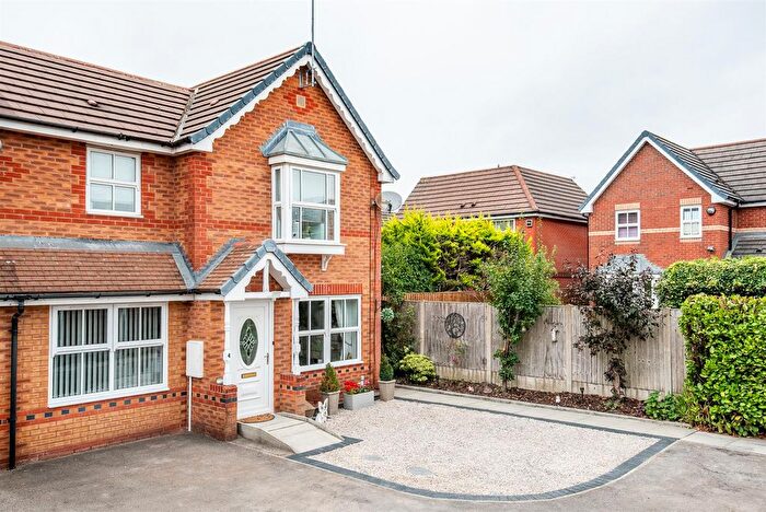 3 Bedroom End Of Terrace House For Sale In Birkdale Close, Euxton, Chorley, PR7
