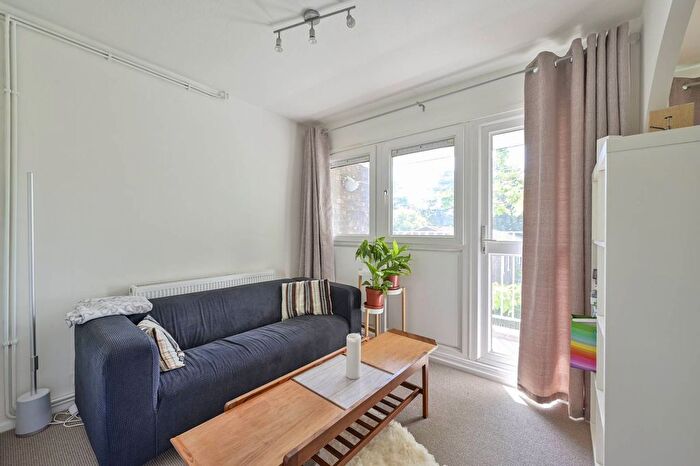 4 Bedroom Flat To Rent In Arabella Drive, Roehampton, London, SW15