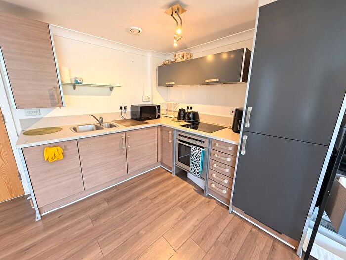 Studio To Rent In Francis Road, Birmingham, B16