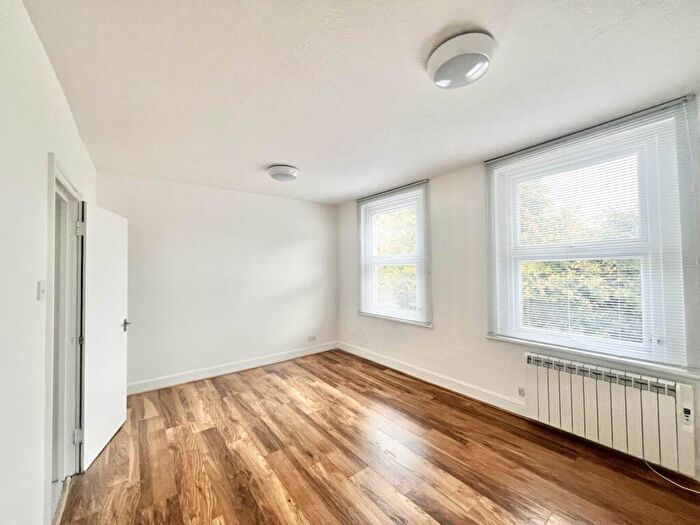 2 Bedroom Apartment To Rent In Warley Hill, Brentwood, CM14