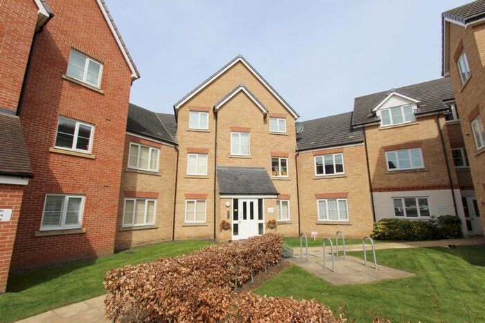 2 Bedroom Flat To Rent In Monarch Way, Leighton Buzzard, LU7