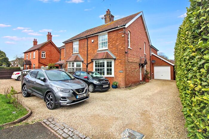 3 Bedroom Semi-Detached House For Sale In Marroway, Weston Turville, HP22