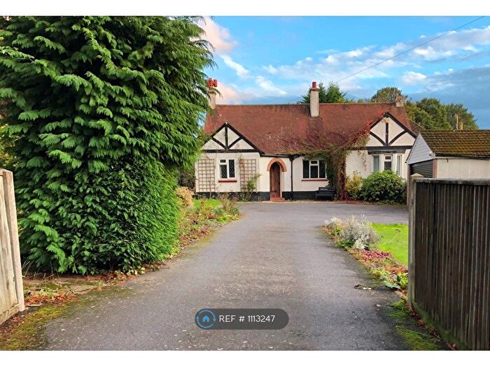 5 Bedroom Detached House To Rent In Hillbury Road, Warlingham, CR6