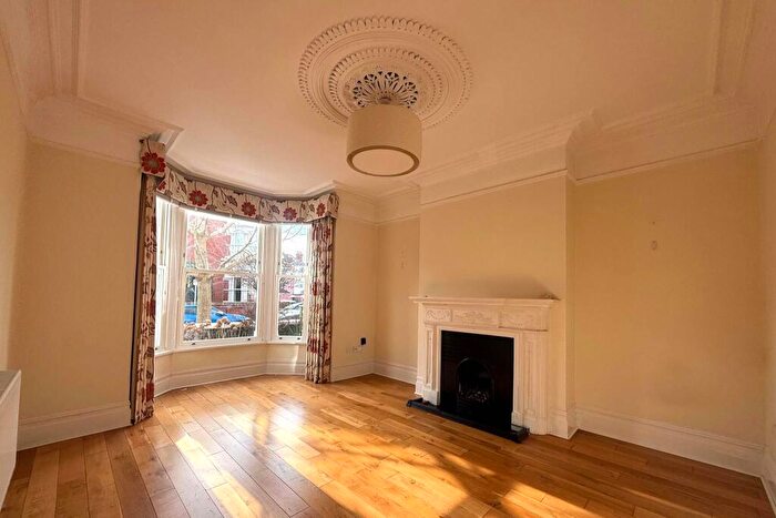 5 Bedroom Semi-Detached House To Rent In Nettlecombe Avenue, Southsea Unfurnished, PO4