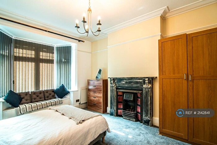 4 Bedroom End Of Terrace House To Rent In Statham Street, Derby, DE22