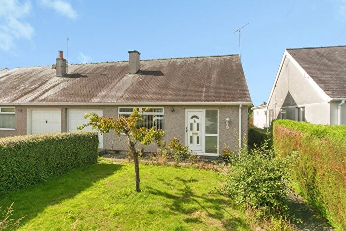 3 Bedroom Bungalow For Sale In Ffordd Cynan, Bangor, Gwynedd, LL57