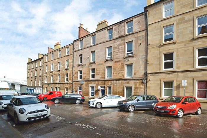 1 Bedroom Flat To Rent In Murdoch Terrace, Polwarth, Edinburgh, EH11