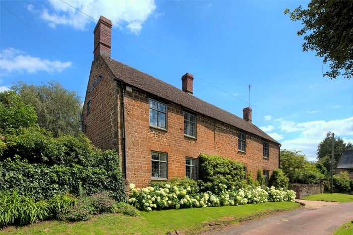 5 Bedroom Detached House For Sale In South Newington, Nr Banbury, Oxfordshire, OX15