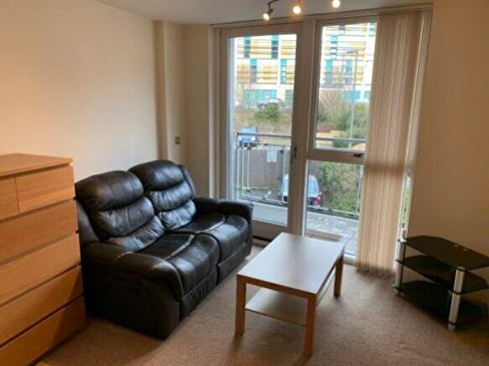 1 Bedroom Apartment To Rent In Langley Walk, Park Central, B15