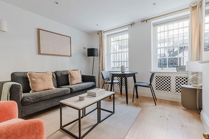 1 Bedroom Flat To Rent In Marylebone, W1H