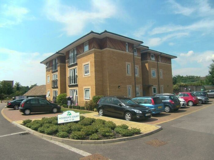 2 Bedroom Flat To Rent In Woodgate Court, Hornchurch, RM11