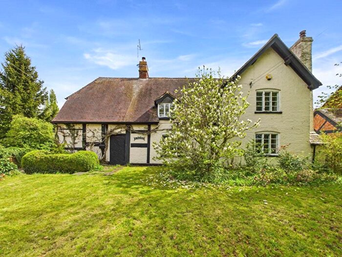 4 Bedroom Detached House For Sale In Peopleton, Pershore, Worcestershire, WR10