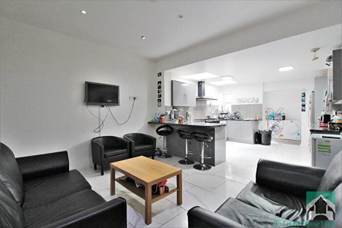 7 Bedroom Terraced House To Rent In Bournbrook Road, Birmingham, B29