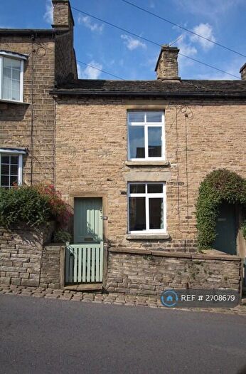 2 Bedroom Terraced House To Rent In High Street, Macclesfield, SK10