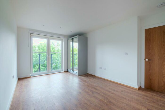 2 Bedroom Apartment To Rent In Whyteleafe House, Well Farm Road, Whyteleafe, CR3