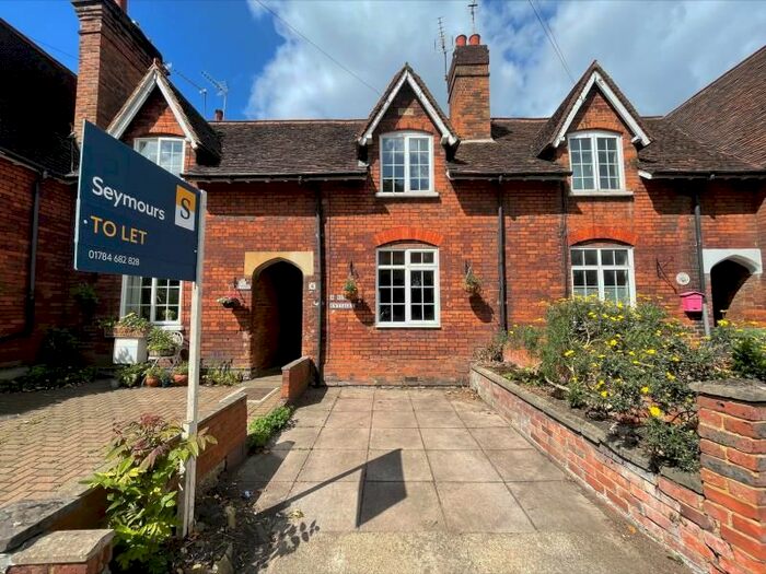 2 Bedroom Property To Rent In Wraysbury Road, Staines, TW18