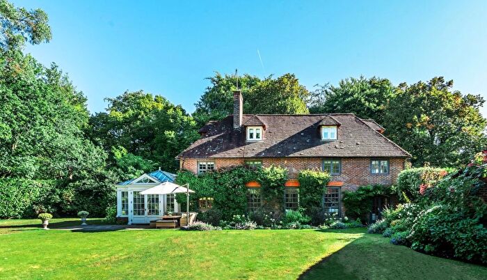 7 Bedroom Detached House For Sale In Mark Way, Godalming, Surrey, GU7