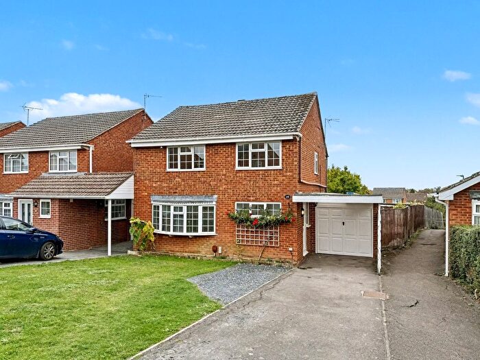 4 Bedroom Detached House For Sale In Elm Road, Faringdon, SN7