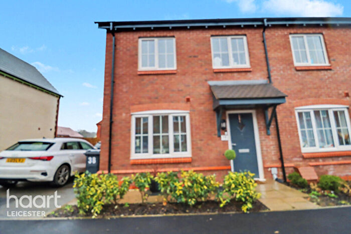 3 Bedroom Town House For Sale In Wharmby Street, Coalville, LE67