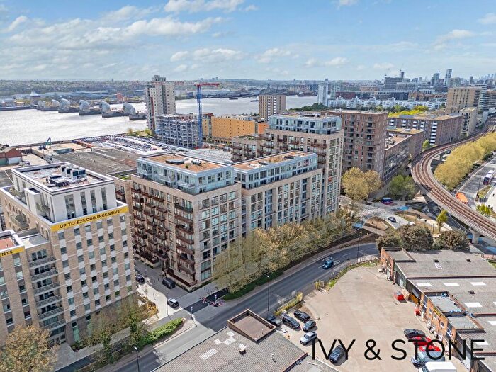 1 Bedroom Apartment For Sale In Wray Avenue, London, E16