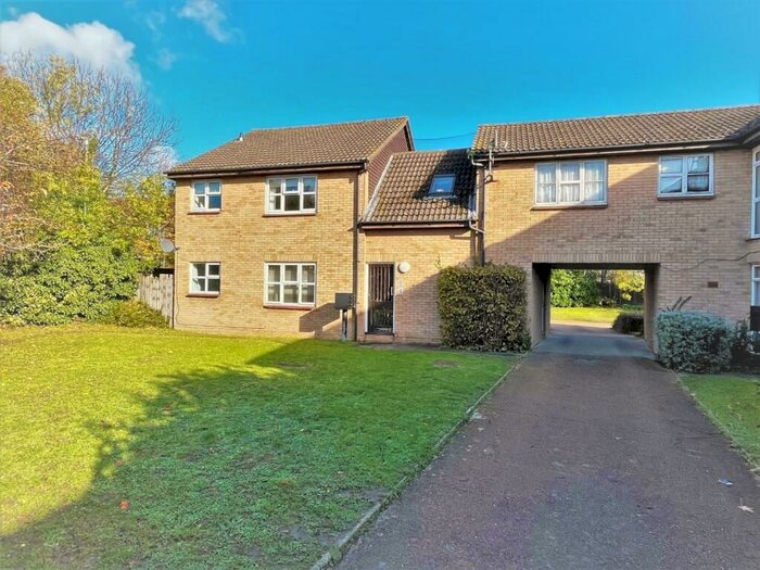 1 Bedroom Flat To Rent In Rider Close, Sidcup, DA15