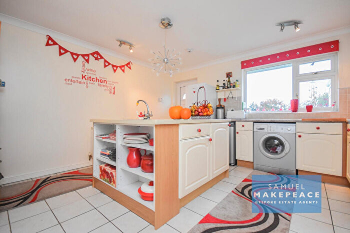 4 Bedroom Bungalow For Sale In Dee Close, Talke, Stoke-on-Trent, ST7