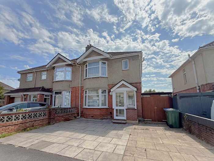 3 Bedroom Semi Detached House For Sale In Maybush Road, Maybush, Southampton, SO16