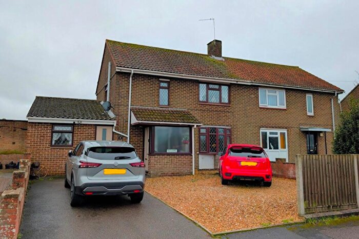 4 Bedroom Semi Detached House For Sale In Draper Road, Bournemouth, BH11